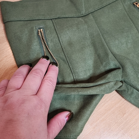 Janie and Jack Faux Suede Green Pull On Pants Kids Size 6 - Picture 5 of 11